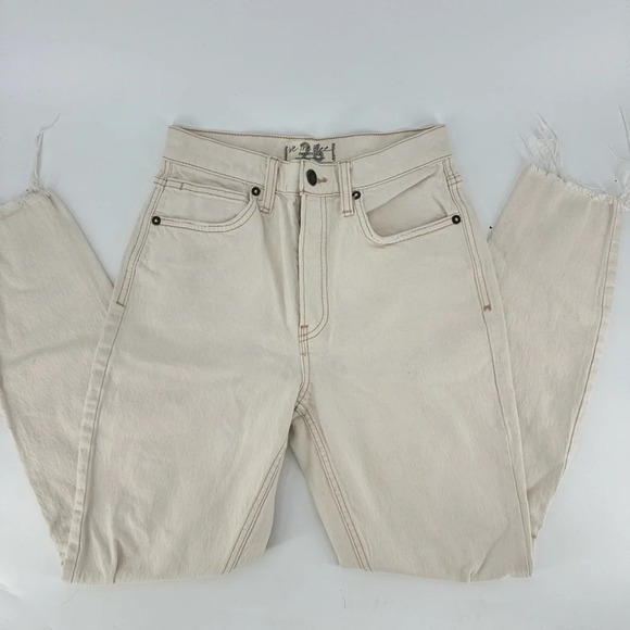 We The Free White Straight Leg Cutoff Distressed Jeans - Picture 1 of 5